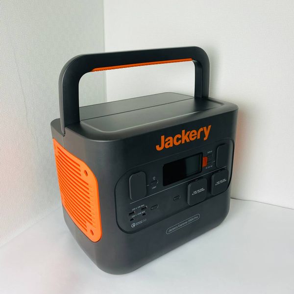 Портативна електростанція Jackery Explorer 2000 Pro  2000Pro фото